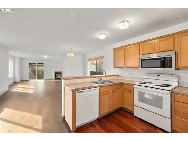 6866 N SEDRO ST, Portland, OR 97203