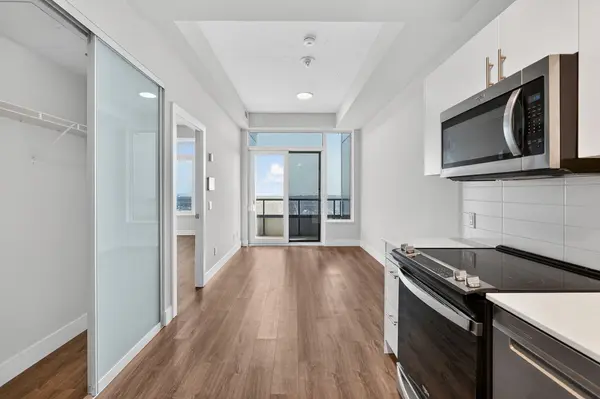 80 Bond ST E #1807, Oshawa, ON L1G 0E6