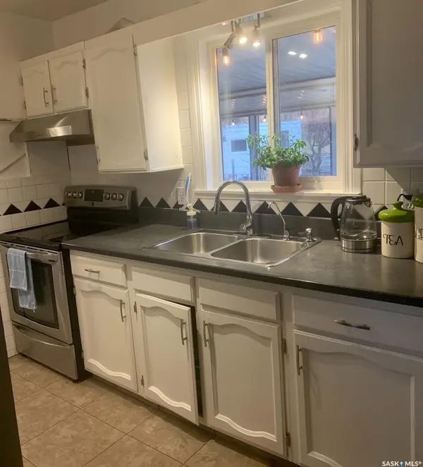 419 2nd AVENUE S, Rockglen, SK S0H 3R0