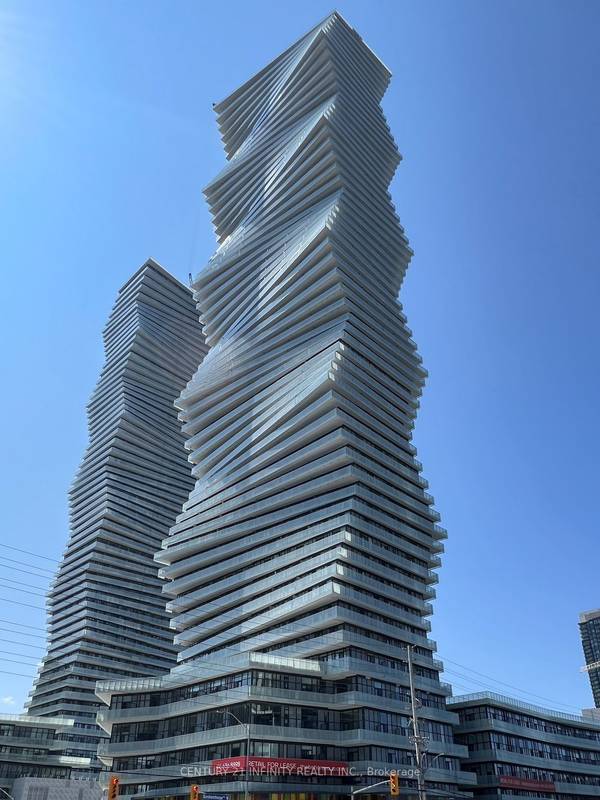 3900 CONFEDERATION Pkwy #5207, Mississauga, ON L5B 0M3