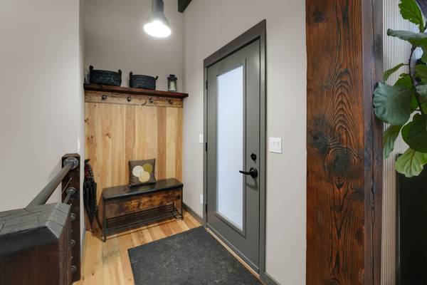 2084 Grand BLVD, Burlington, ON L7P 0N1