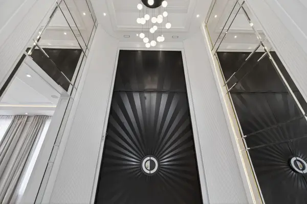 131 Mayfield DR, Oakville, ON L6H 1K6