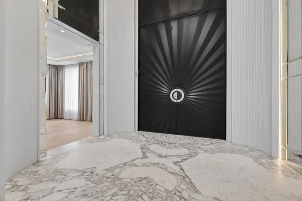 131 Mayfield DR, Oakville, ON L6H 1K6