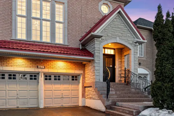 4637 James Austin DR, Mississauga, ON L4Z 4H2