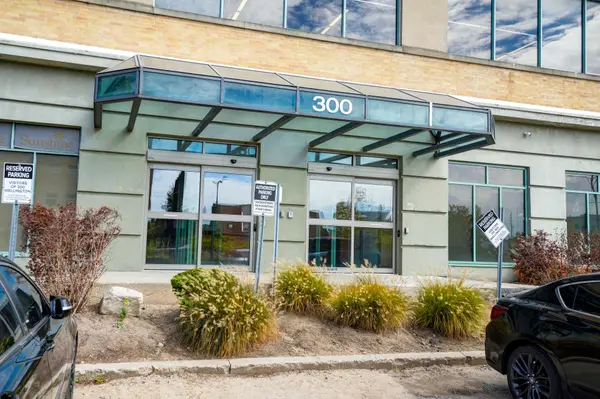 300 Wellington ST, London East, ON N6B 2L5