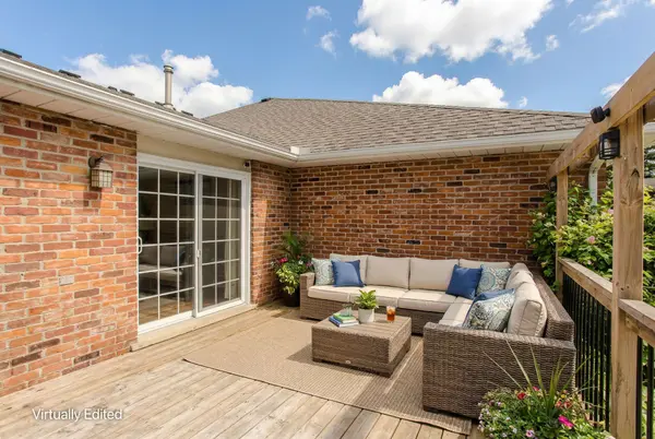 20 Meadowlands BLVD #26, Hamilton, ON L9K 1J5