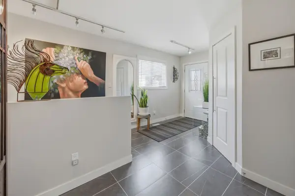 63 Conger DR, Prince Edward County, ON K0K 3L0