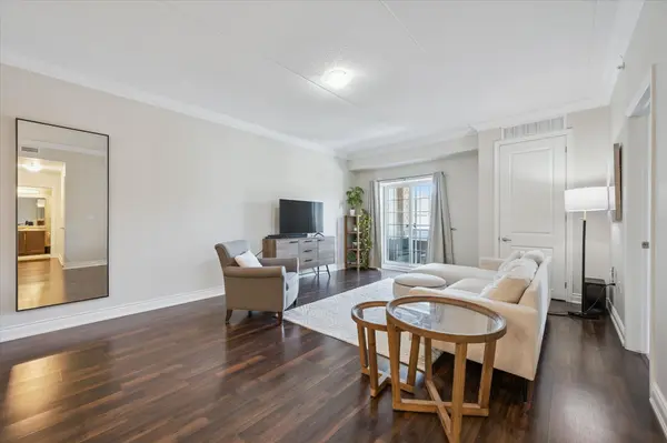 1077 GORDON ST #242, Guelph, ON N1E 0E3