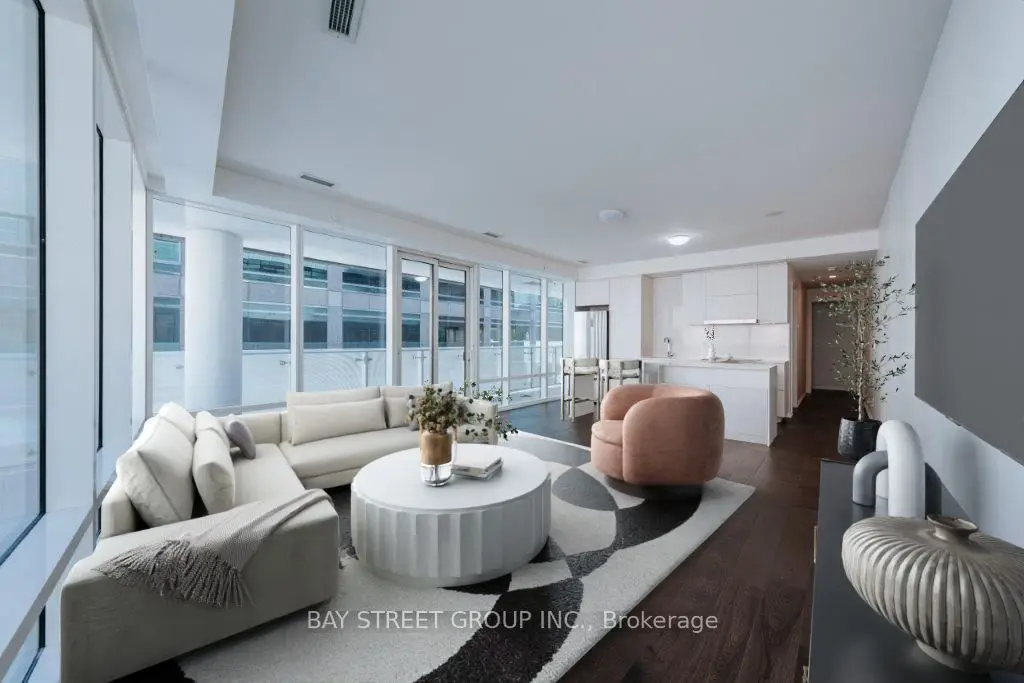 1 Bloor ST E #326, Toronto C08, ON M4W 0A8