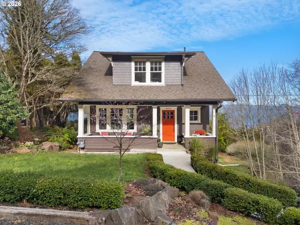 Astoria, OR 97103,2652 GRAND AVE