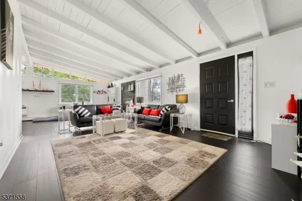 57 Mitchell Rd, Mansfield Twp., NJ 07863