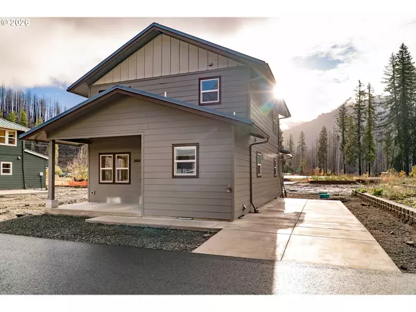 Blue River, OR 97413,51690 Rose ST