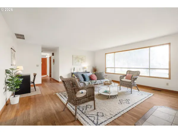 9025 SW AVERY ST, Tualatin, OR 97062