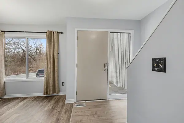 502 Stoneywood DR, Brighton City, MI 48116