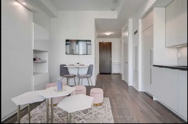 38 Iannuzzi ST #UPH02, Toronto C01, ON M5V 0S2