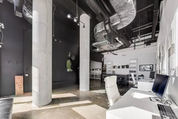 98 Sudbury ST, Toronto C01, ON M6J 0B7