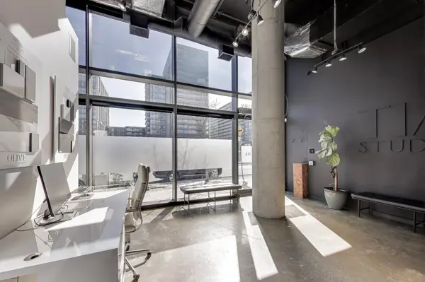 98 Sudbury ST, Toronto C01, ON M6J 0B7