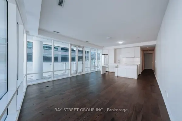 1 Bloor ST E #326, Toronto C08, ON M4W 0A8