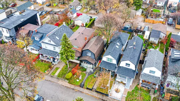 Toronto E03, ON M4C 5G2,47 Eldon AVE