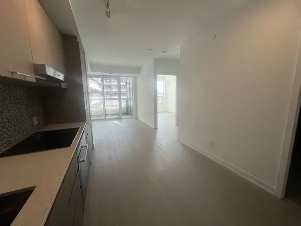 8188 Yonge ST #302, Vaughan, ON L4J 1W5