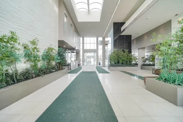 9608 Yonge ST #201A, Richmond Hill, ON L4C 1V6