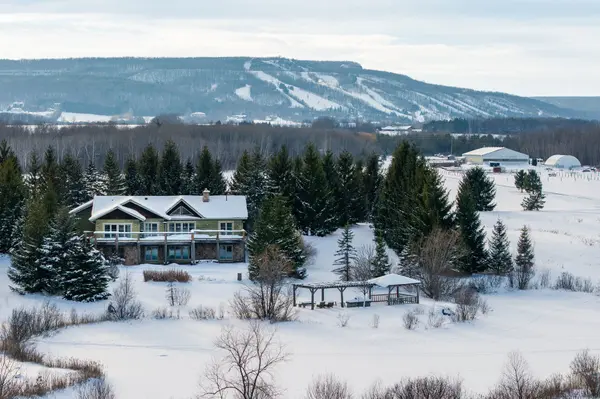 2623 Con 10 N Nottawasaga Side Road N, Clearview, ON L9Y 3Y9