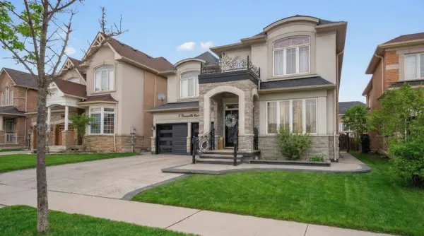 6 Bainsville CIR, Brampton, ON L6P 3A5