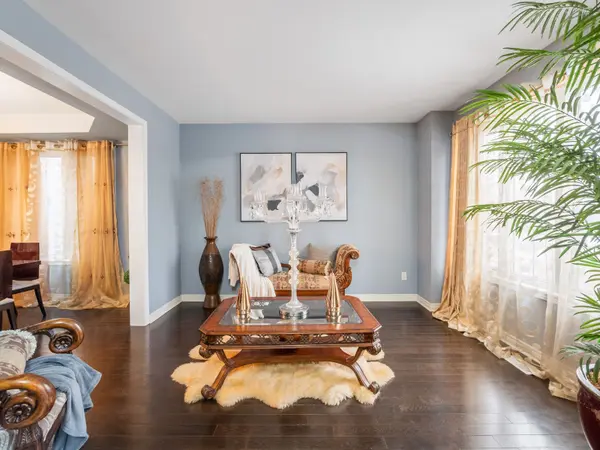 6 Bainsville CIR, Brampton, ON L6P 3A5