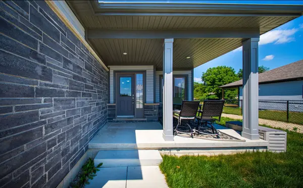 142 Ellen ST, North Perth, ON N0G 1B0