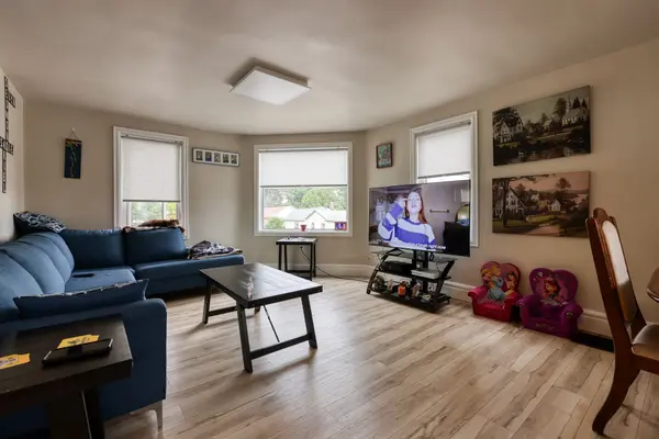 729 HOUNSFIELD ST, Woodstock, ON N4S 1P3