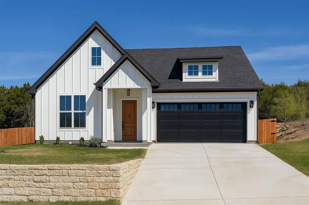 5507 San Jacinto Drive, Granbury, TX 76048