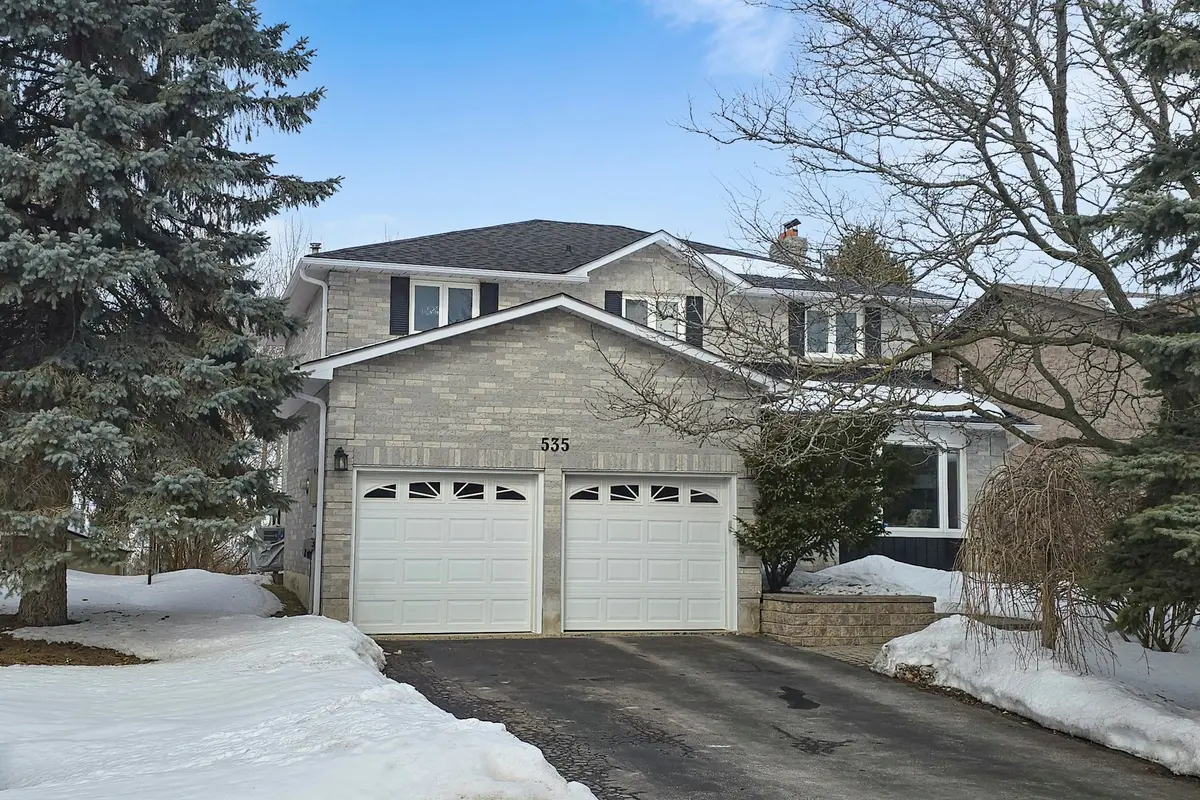 535 Malvern CRES, Newmarket, ON L3Y 7L7