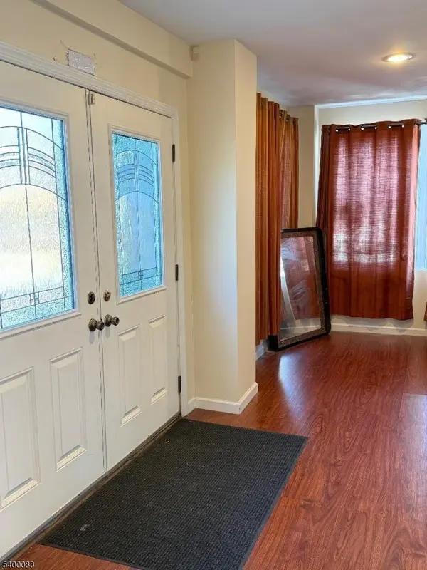 630 Park Ave, Elizabeth City, NJ 07208