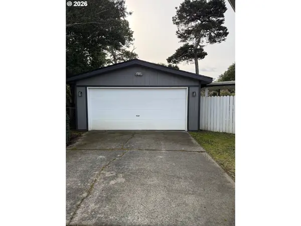 1570 KALLAKALLA CT, Florence, OR 97439