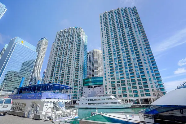 99 Harbour SQ #3108, Toronto C01, ON M5J 2H2