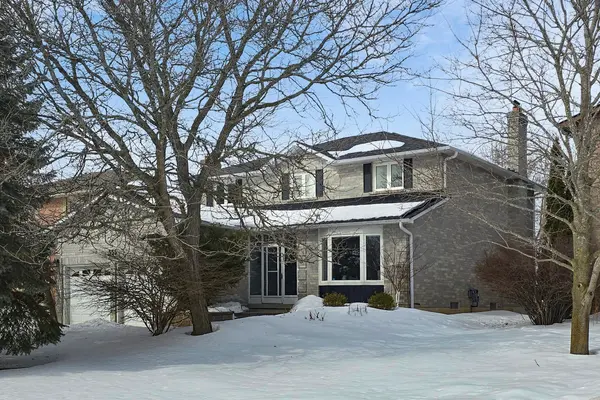 535 Malvern CRES, Newmarket, ON L3Y 7L7