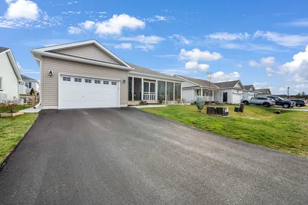 5 Sophie LN, Ramara, ON L3V 8J9