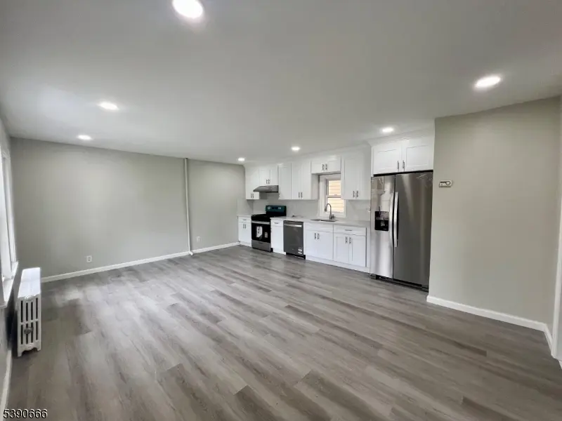 28 Harmony St, North Plainfield Boro, NJ 07060