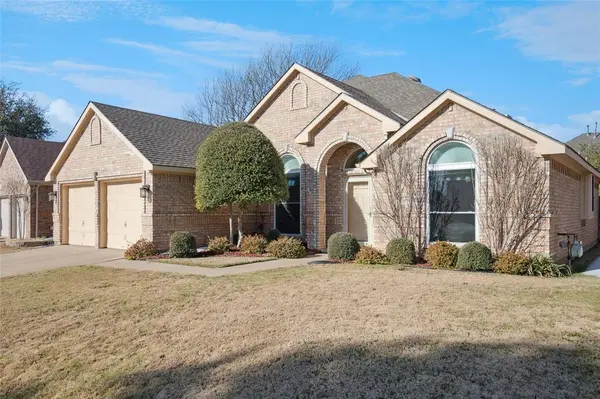 5501 Mt Mckinley Road, Fort Worth, TX 76137