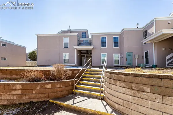 3435 Rebecca LN #C, Colorado Springs, CO 80917