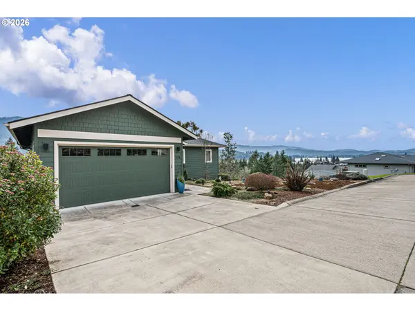 530 SUNRIDGE LN, Lowell, OR 97452