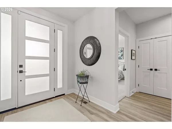 Salem, OR 97305,5957 PIKES PASS ST SE