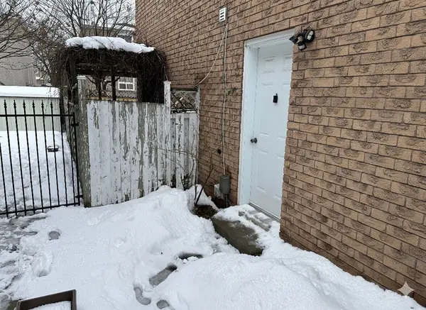 1540 Marshcourt DR, Pickering, ON L1V 6C6