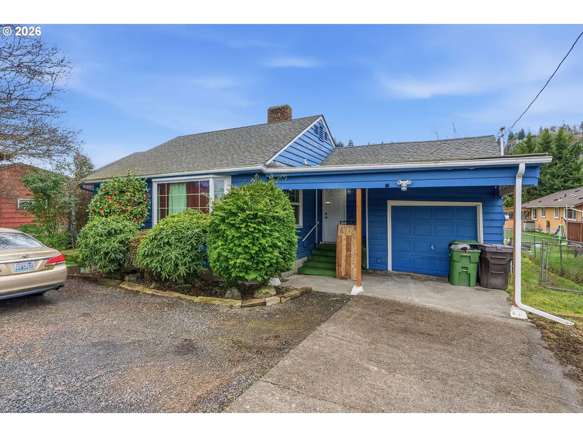 3943 OCEAN BEACH HWY, Longview, WA 98632