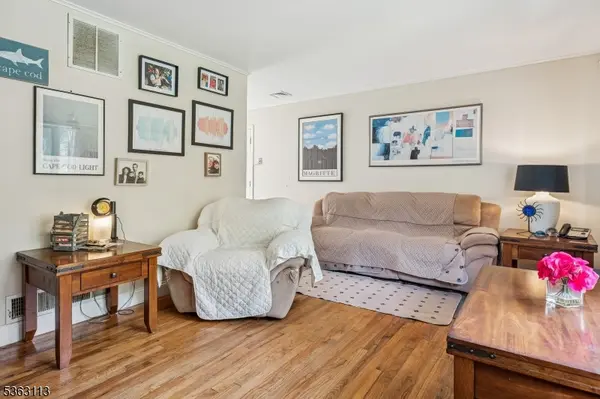 32 Charnwood Rd, New Providence Boro, NJ 07974