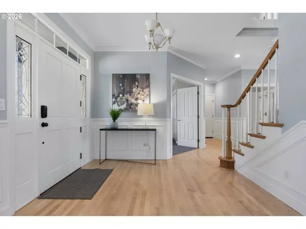 Lake Oswego, OR 97035,5349 SOUTHWOOD DR