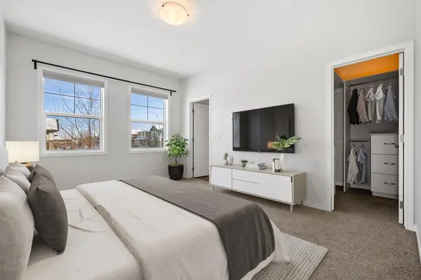 3 Hillcrest Close SW, Airdrie, AB T4B4T9