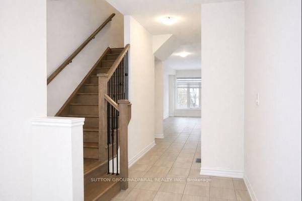 2135 Speare CT, Innisfil, ON L9S 0M9