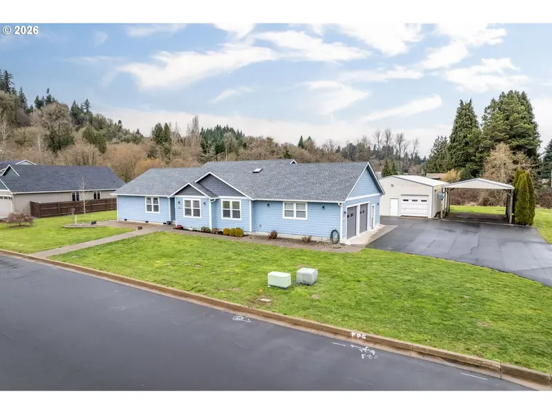 270 RAINBOW WAY, Kelso, WA 98626