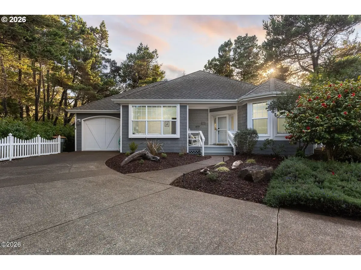 6315 SW ARBOR DR, South Beach, OR 97366